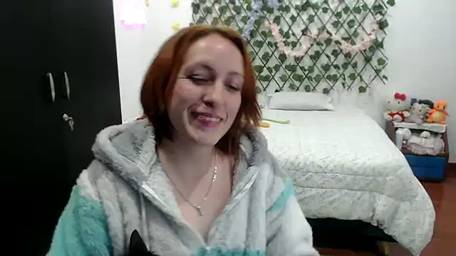 kittykalor09 online show from February 8, 3:32 am