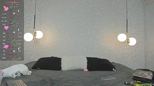 danaythamara1 online show from December 13, 10:16 pm