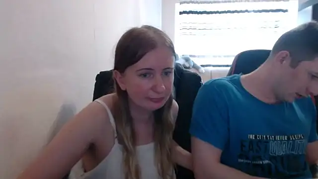 PeterAndJen online show from September 11, 2:39 pm