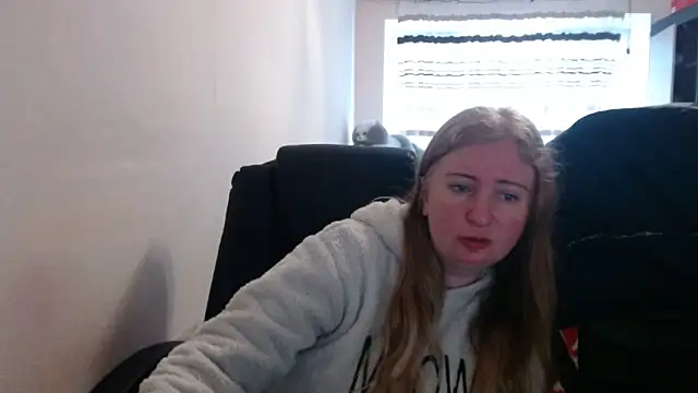 PeterAndJen online show from March 11, 9:24 am