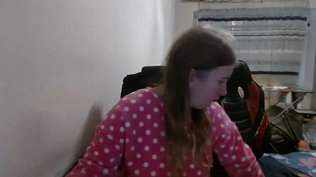 PeterAndJen online show from January 7, 5:49 pm