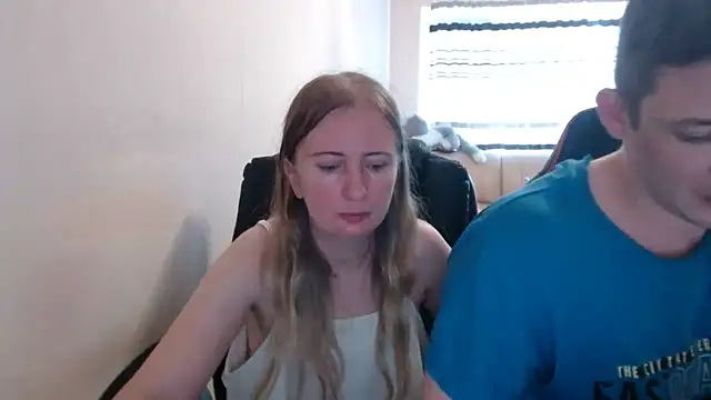 PeterAndJen online show from September 10, 2:06 pm