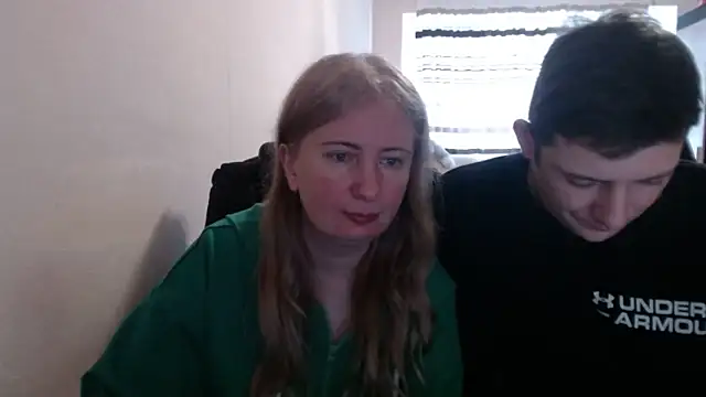 PeterAndJen online show from March 28, 8:36 am