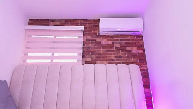 timkerbell  online show from April 20, 7:17 pm