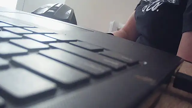 MssAngela online show from April 12, 8:28 am