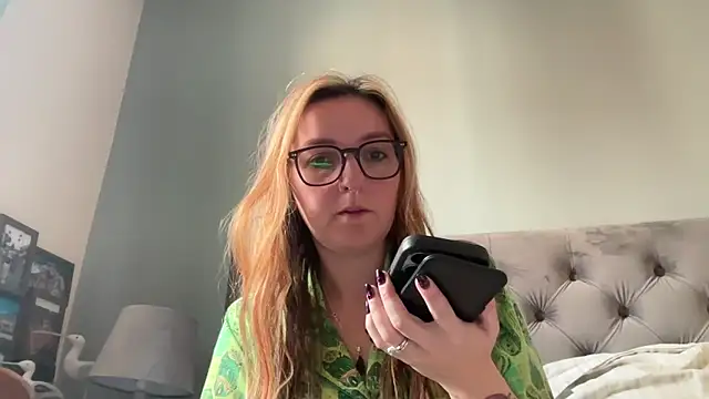 short sweetpea online show from October 13, 9:23 am