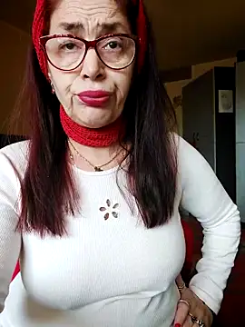 Snapshot of Love_Tina56 chatting on October 21, 7:23 am Love Tina56 online show from October 21, 7:23 am