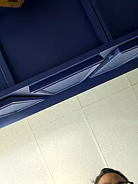 Snapshot of Nikkierosee chatting on October 9, 3:49 pm Nikkierosee online show from October 9, 3:49 pm