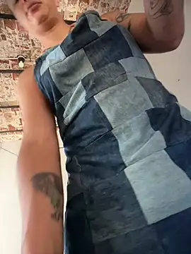 Alicbranca online show from April 2, 4:26 pm