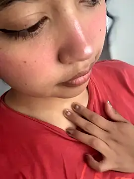 Peach Girll online show from June 10, 7:12 pm