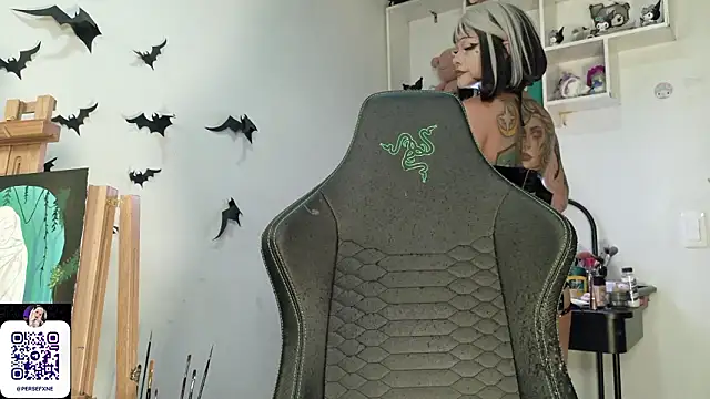 damnliciousss online show from March 18, 10:48 pm