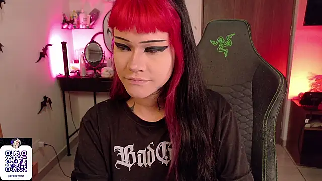 damnliciousss online show from March 7, 10:39 pm