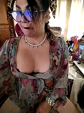 Myrnasexxx online show from December 14, 8:03 pm