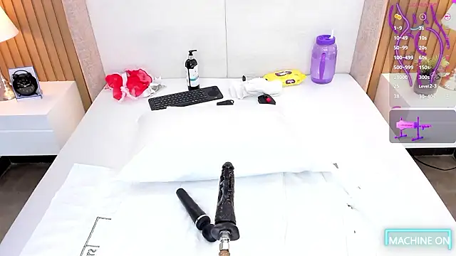 bounce katty online show from February 25, 9:35 pm