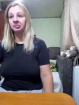 BustyBlond online show from November 20, 6:42 pm