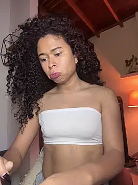 GabriSaenz online show from July 4, 2:13 pm