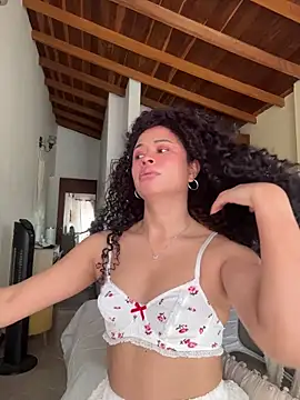 GabriSaenz online show from July 31, 1:56 pm
