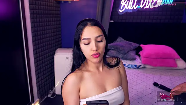 bull vixen2001 online show from December 1, 10:34 pm