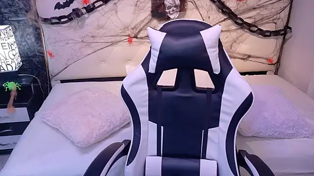 tamara colliins  online show from October 26, 4:30 am