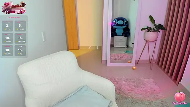 Katysmith26 online show from February 10, 1:08 am