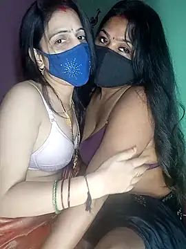 Snapshot of cutee__crazy chatting on October 29, 6:10 pm cutee  crazy online show from October 29, 6:10 pm