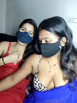 Snapshot of cutee__crazy chatting on October 4, 6:01 pm cutee  crazy online show from October 4, 6:01 pm