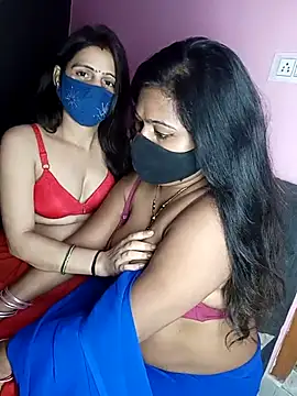 Snapshot of cutee__crazy chatting on October 7, 6:12 pm cutee  crazy online show from October 7, 6:12 pm