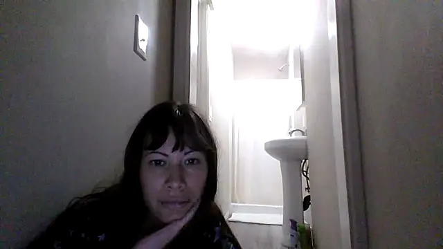 petitedoll29 online show from December 18, 9:19 pm