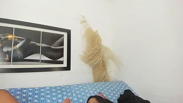 EbonnyDuoSexHard online show from March 31, 1:49 am