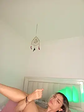 ASHLEY BLAIR online show from January 17, 11:01 pm