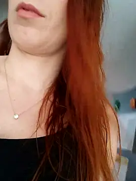 clara-francaise online show from February 15, 12:59 pm