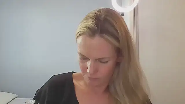 Annylove1 online show from January 8, 6:56 pm