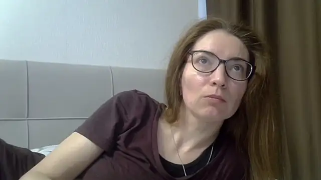 Ashleyspice online show from March 19, 7:45 am