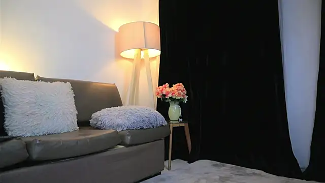 Valeriestyle online show from March 18, 4:17 am