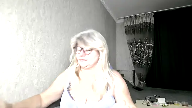 Diana 49 online show from December 5, 12:32 am