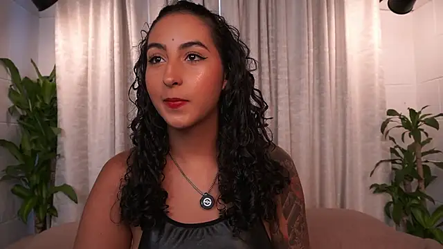 agatha collins  online show from April 1, 6:38 pm