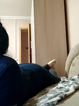 Zulfiya Bruce online show from February 12, 5:47 pm