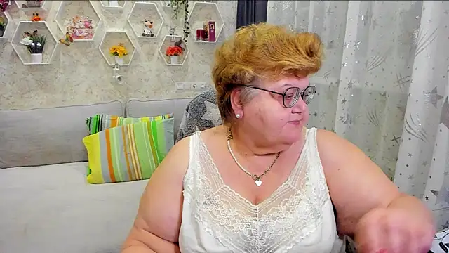  big love  online show from February 7, 4:00 pm