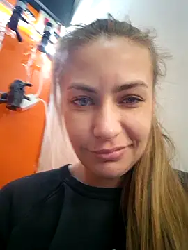 Keli Jessi online show from January 15, 1:39 pm