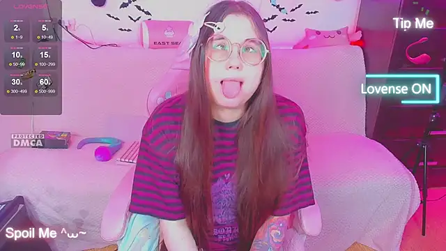 Lolisuccub online show from December 18, 5:50 pm