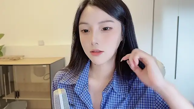 HaagenDazs  online show from May 31, 3:56 am