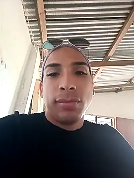 brunettehot77 online show from September 19, 8:52 pm