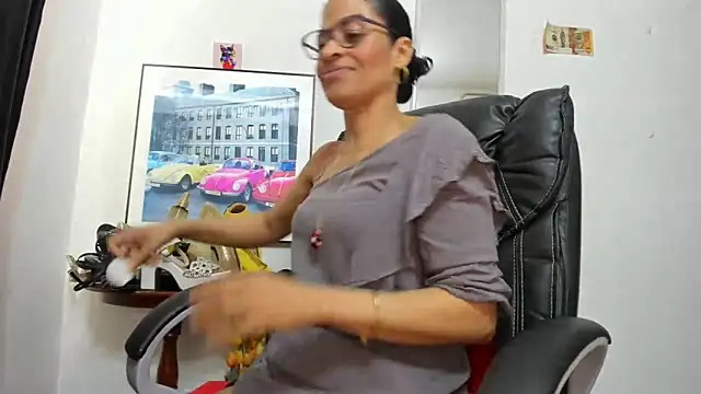 Aries Mature online show from February 25, 2:15 pm