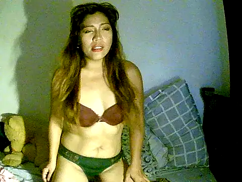 sweetvirginia01 online show from November 17, 9:48 pm