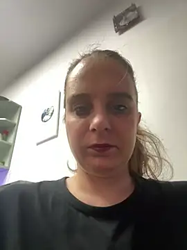 Chantalee online show from April 2, 6:55 am