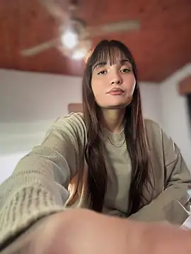 LunaXuan online show from June 21, 8:24 pm