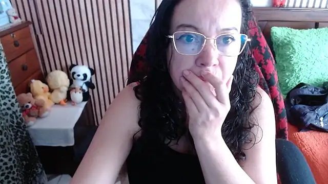 Snapshot of Sonialorens_ chatting on October 8, 4:22 pm Sonialorens  online show from October 8, 4:22 pm