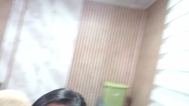 Sonialorens  online show from April 9, 4:56 pm