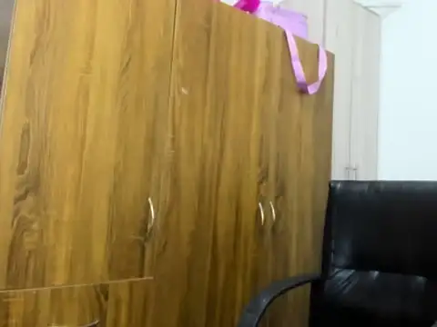 Emma lean online show from November 12, 12:36 pm