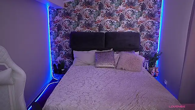 Sexy Ira online show from April 20, 6:49 am